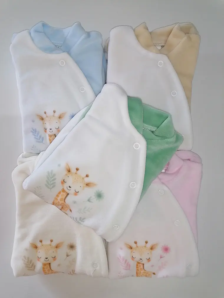 Babygrow Veludo Girafinha para Bebé 11
