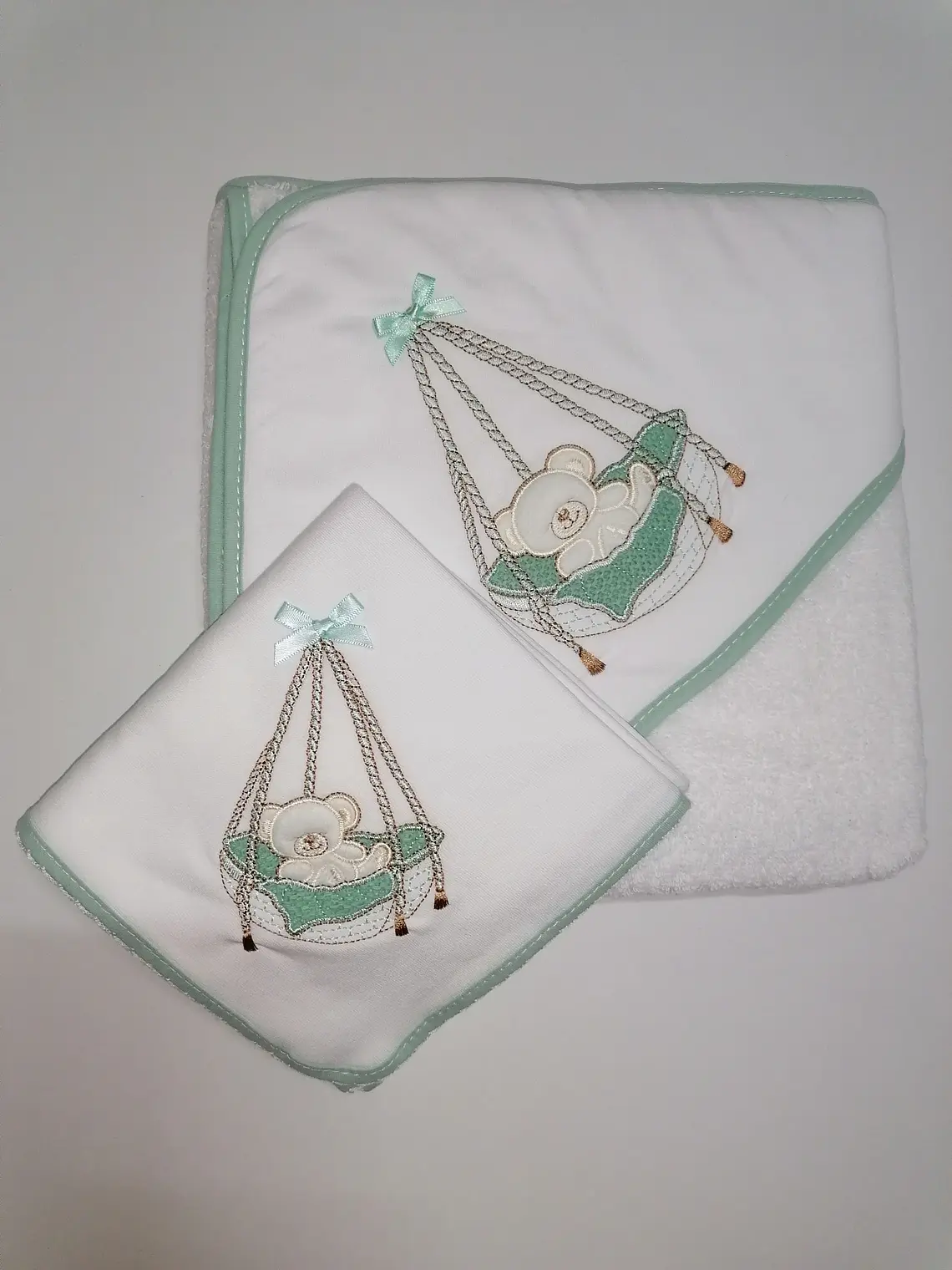 Conjunto Ursinho 🧸💗 | Toalha de banho + fralda  2