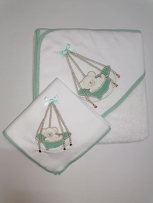 Conjunto Ursinho 🧸💗 | Toalha de banho + fralda 
