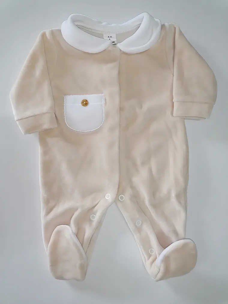 Babygrow Premium de Veludo com Gola e Bolso 2