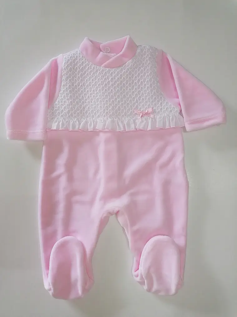 Babygrow Premium em veludo com Renda e Folho  4