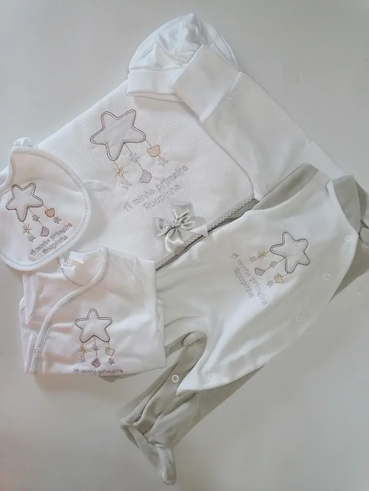 Conjunto Primeira Roupinha “Estrelinha dos Sonhos” ⭐ 5