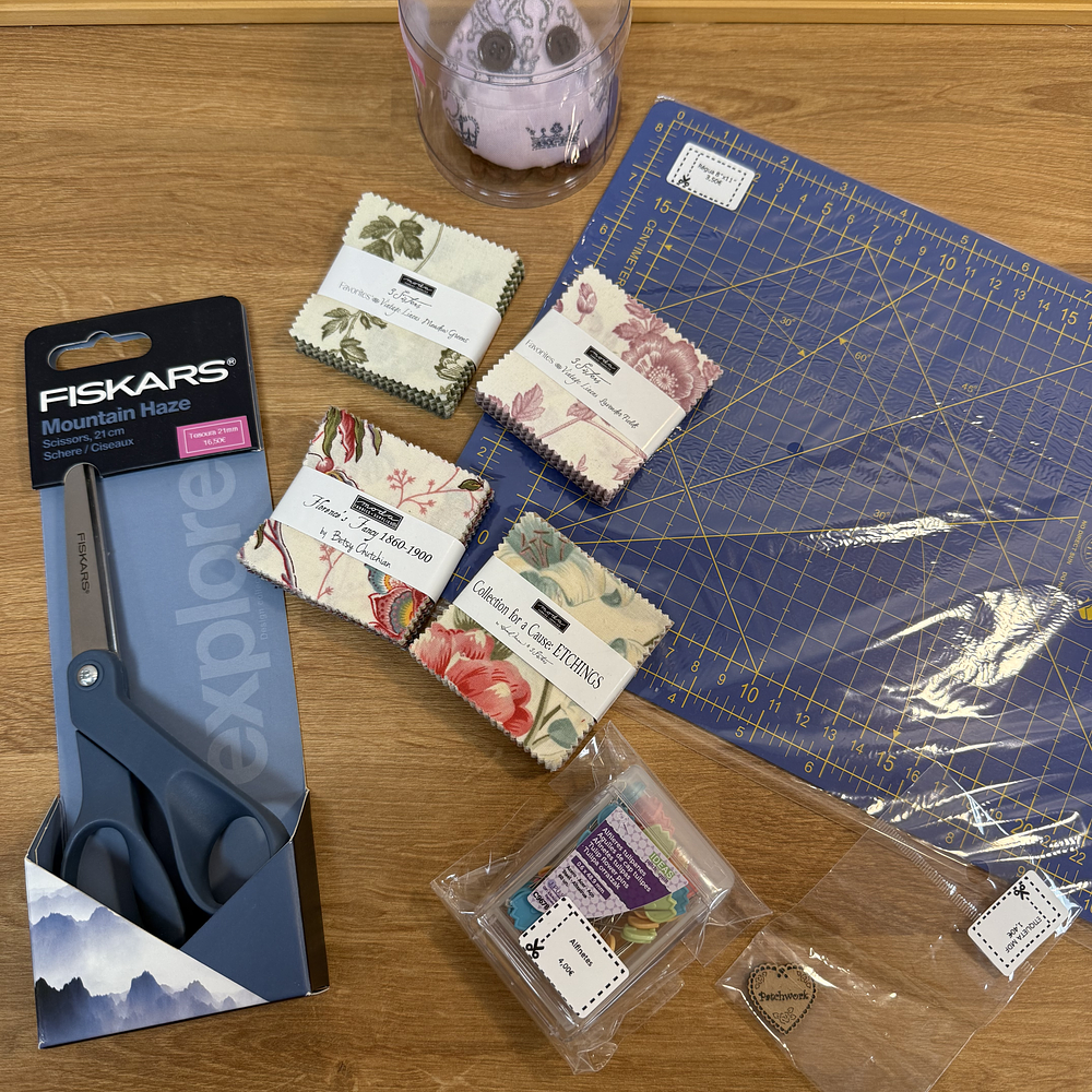 Algibeira de Natal - Costura (Mini Charms)