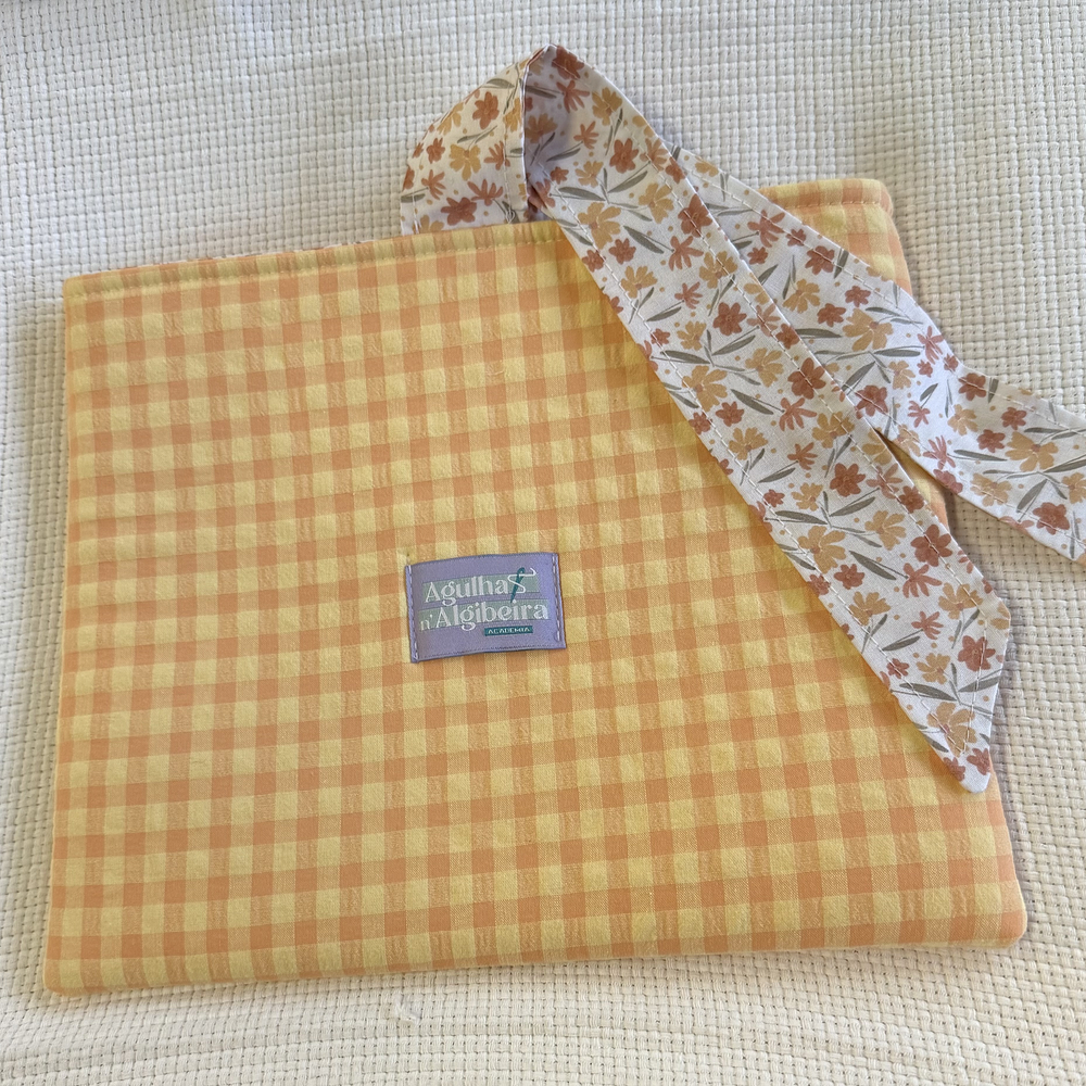 Capa para iPad/ ou livros Túlipa