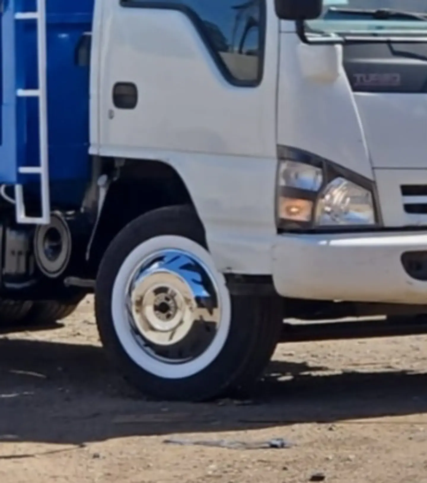 Tapa De Rueda ARO 17.5″, Delantera, Pingo De Agua 2 4