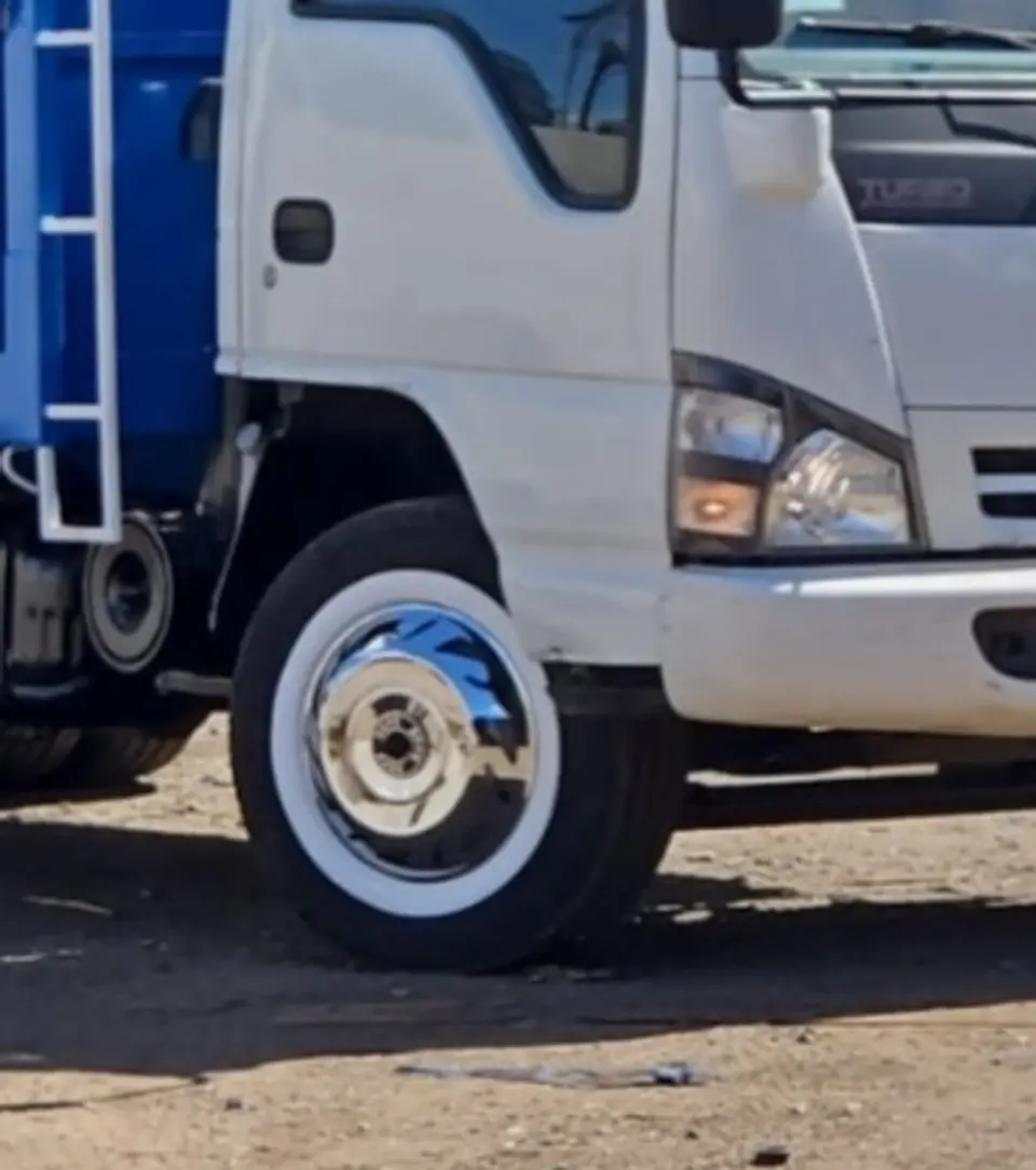 Tapa De Rueda ARO 17.5″, Delantera, Pingo De Agua 2 4