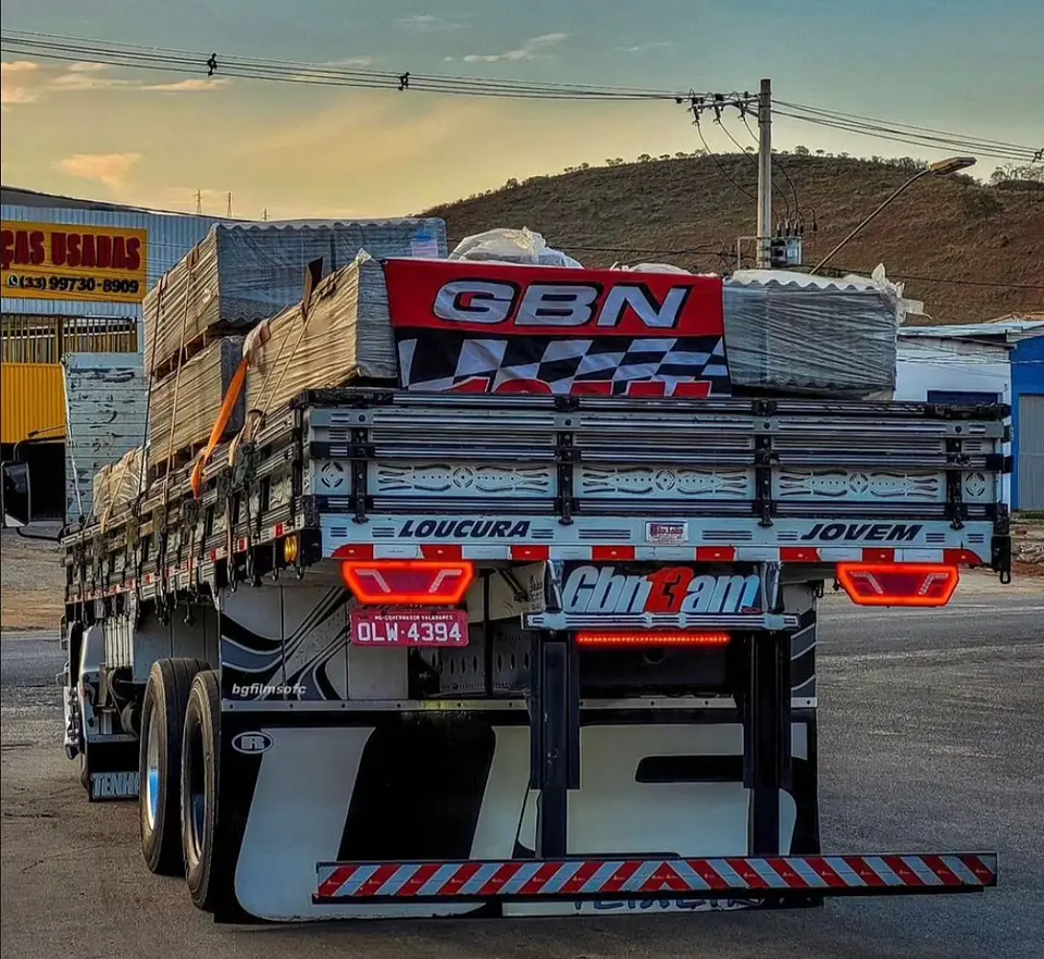 Jgo De Focos Traseros Diamante IIII 24v 3