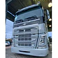 Funda De Parachoque Volvo Fh/Fm 2015 Hasta 2022 (Toma De Aire 1 Agujero) - Miniatura 2