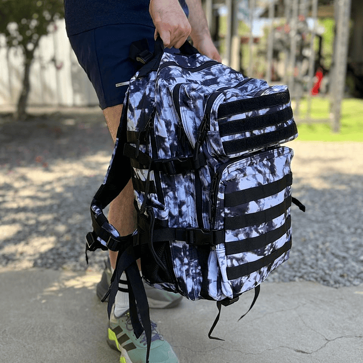 Mochila Táctica 45 Litros Negro Blanco 4