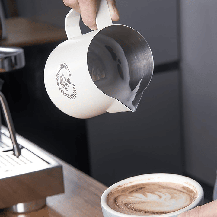 Jarra Lechera Barista Espumar Leche 600ml Acero Inoxidable 5