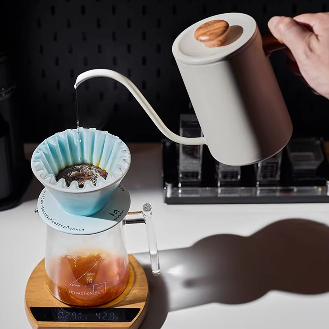 Tetera Cuello Cisne 600ml Muvna 3