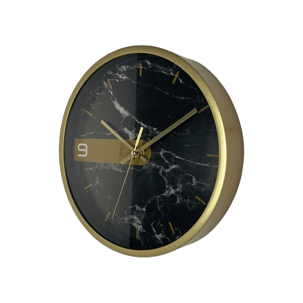 Reloj De Pared Fondo Negro Marmolizado Borde Dorado 1 Numero (9) A Batería AA 24.6 X 3.9 3