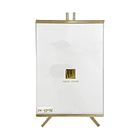 Porta retrato Base Dorada De Pintura 5X7 13.2X22X2.8Cm  1