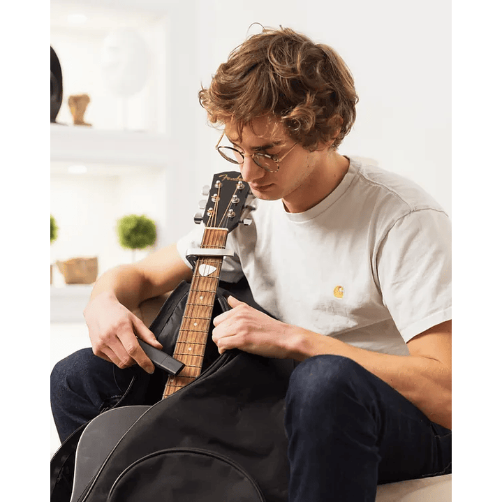 Invoxia GPS Tracker Classic - Localisateur GPS compact avec connectivité Sigfox/LoRa et abonnement d'un an 7