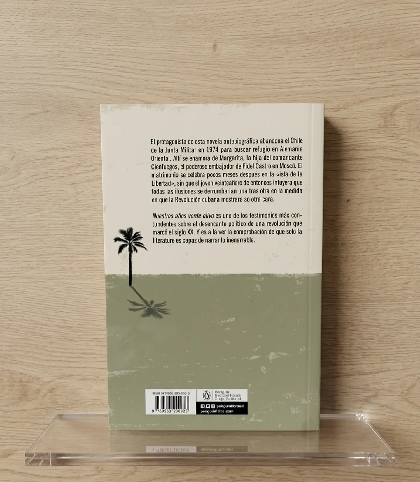 Nuestros años verde olivo, Roberto Ampuero 2