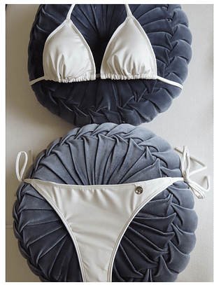 TRAJE DE BAÑO ESTILO BIKINI MODELO CHOCOLATE SATINADO 