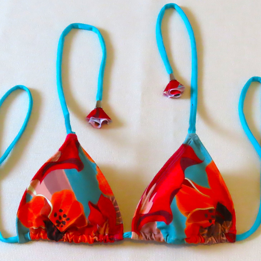 Traje de Baño Bikini mod. CHOCOLATE Top Triángulo y Bottoms con tiras - Azul Claro 3