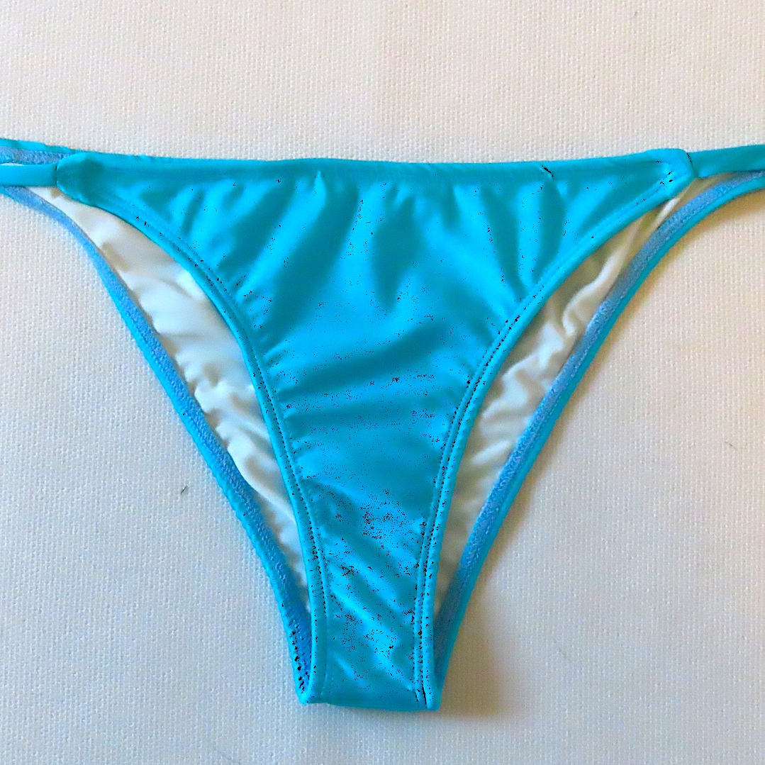 Traje de Baño Bikini mod. CHOCOLATE Top Triángulo y Bottoms con tiras - Azul Claro 5