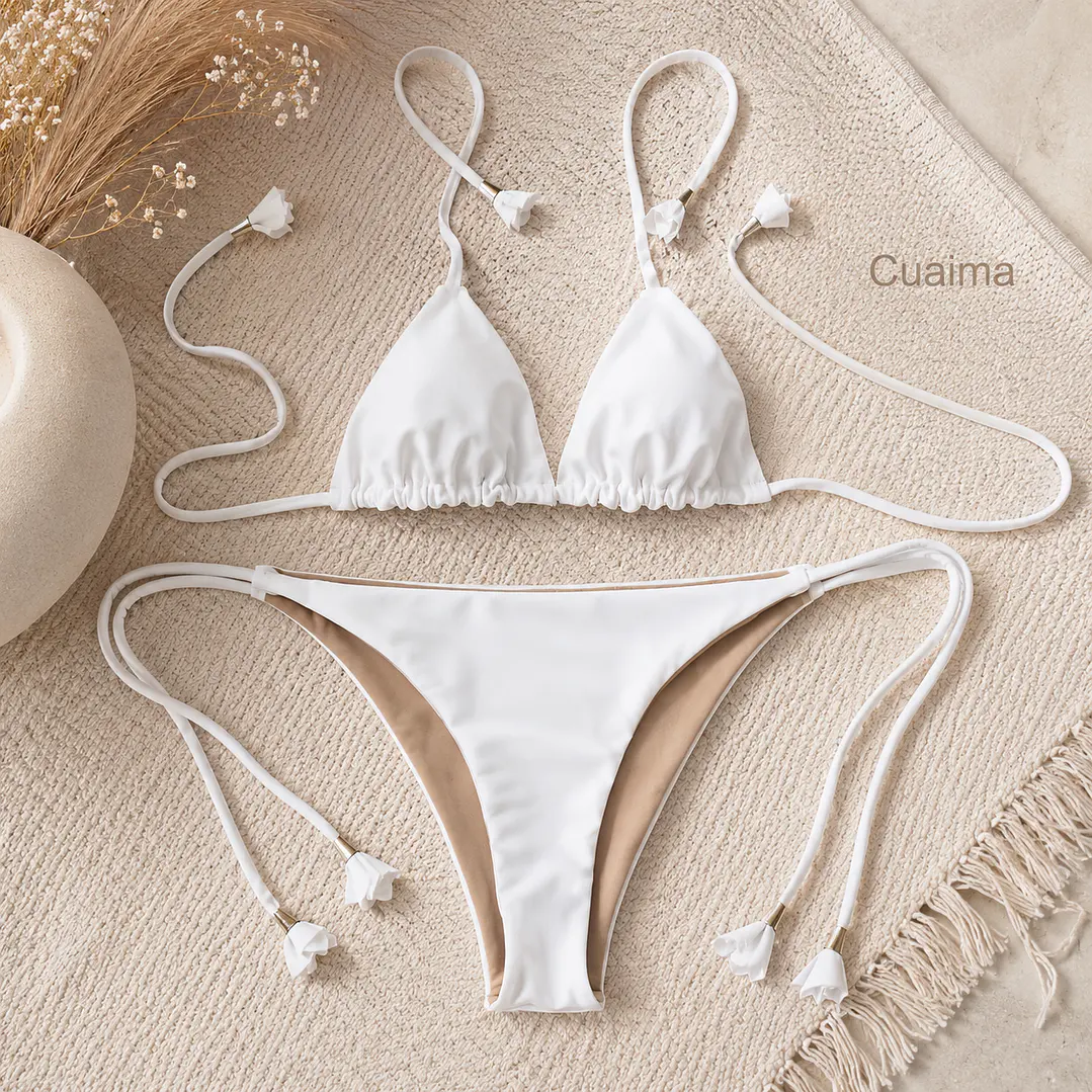 Bikini modelo CHOCOLATE FIT color Blanco mate sin costuras visibles   2