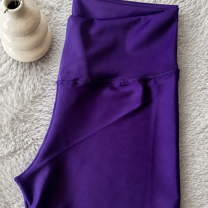 Calza Corta modelo ZEN -Morado- en Lycra con costuras reforzadas  3
