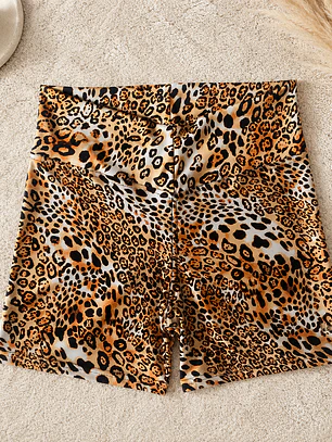 Calza Corta modelo ZEN en estampado de Animal Print elaborada en  Spandex con costuras reforzadas 