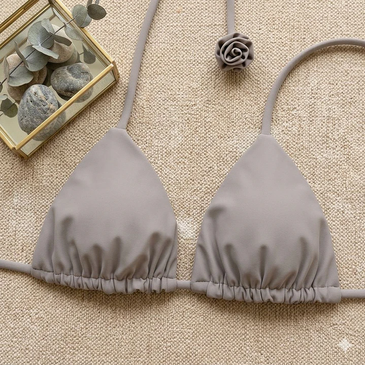 Bikini modelo CHOCOLATE FIT color GRIS Perla claro sin costuras visibles   4