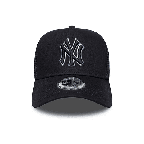 NEW ERA 940 AF TRUCKER OUTLINE EF TRUCKER NEYYAN NVYSFB