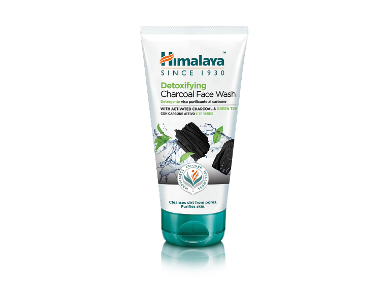 Gel de limpeza facial Detox com Carvão vegetal e Chá verde 150 Ml Himalaya 1