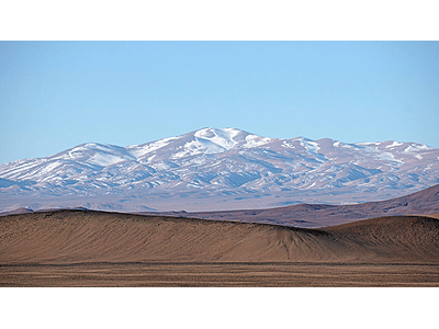 Foto Atacama desert mountains nevadas1