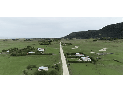 Video Isla Mocha - populated road # 02
