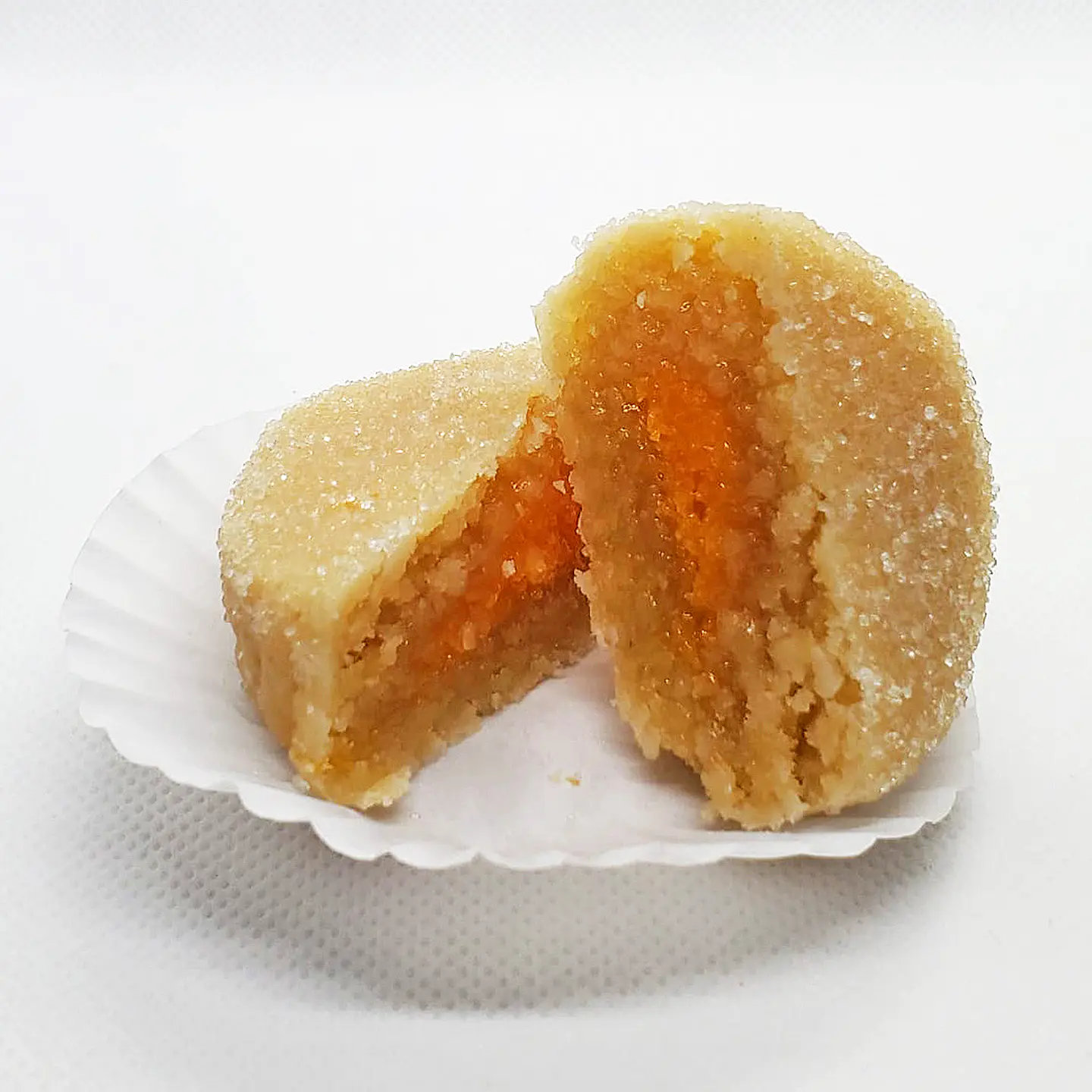Queijinhos de amêndoa com recheio de ovos moles 60 gr. uni 2
