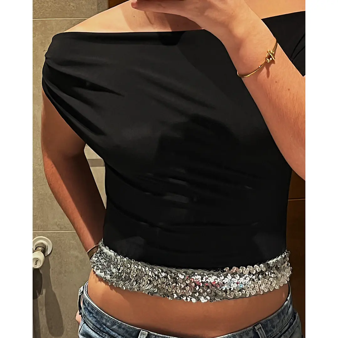 Off shoulder sequins top 2