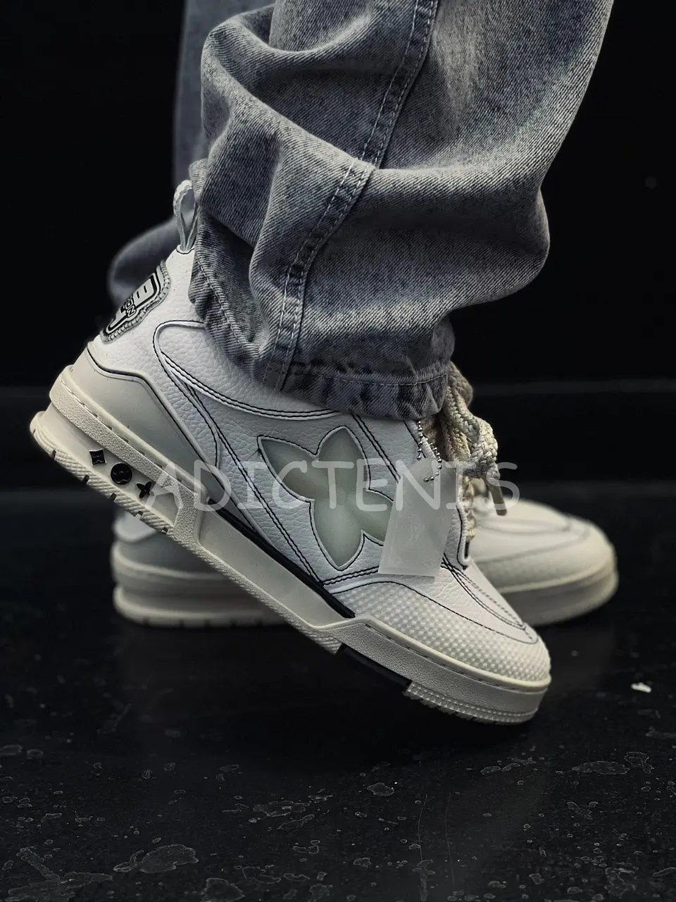 LV Skate Sneaker white 4