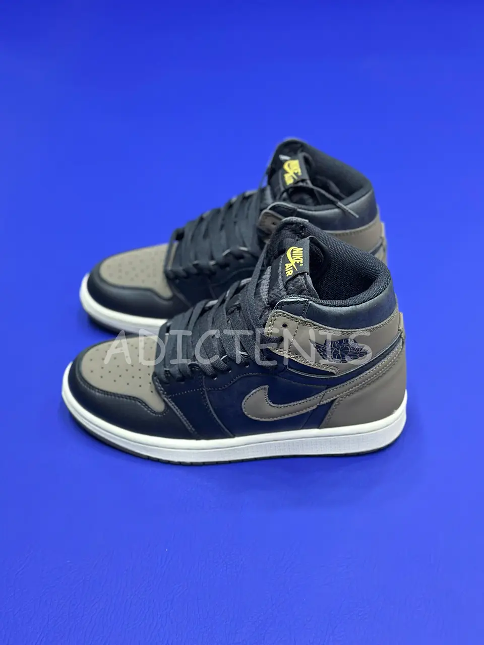 Air Jordan 1 Palomino 3