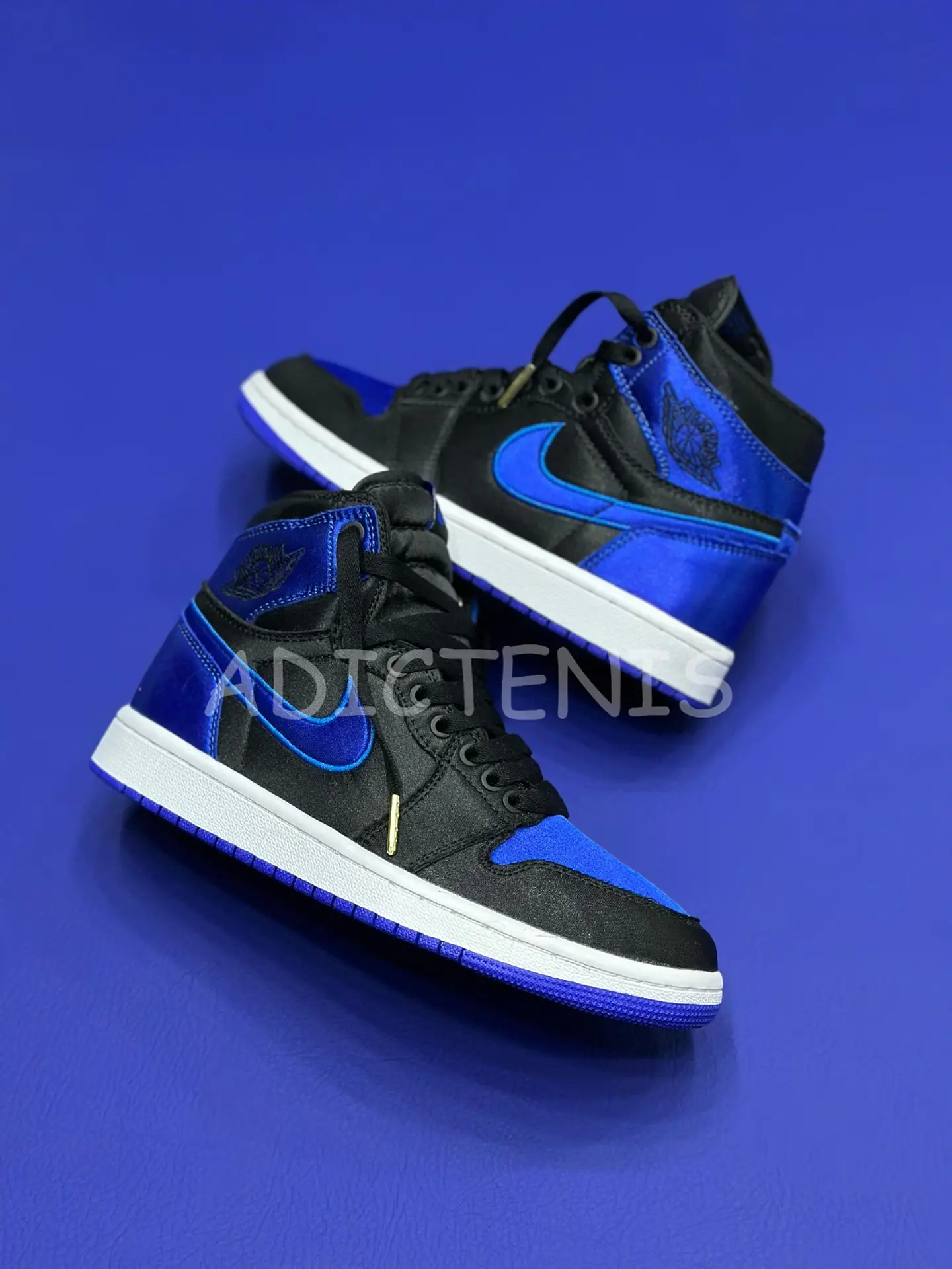 Air Jordan Retro 1 Mid Blue Royal 3