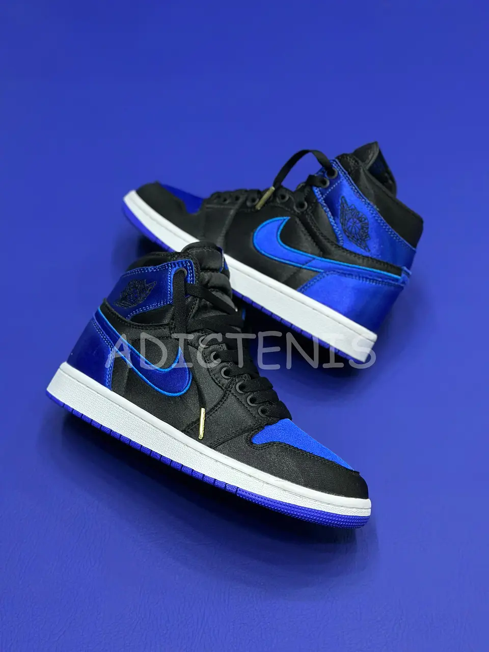 Air Jordan Retro 1 Mid Blue Royal 3