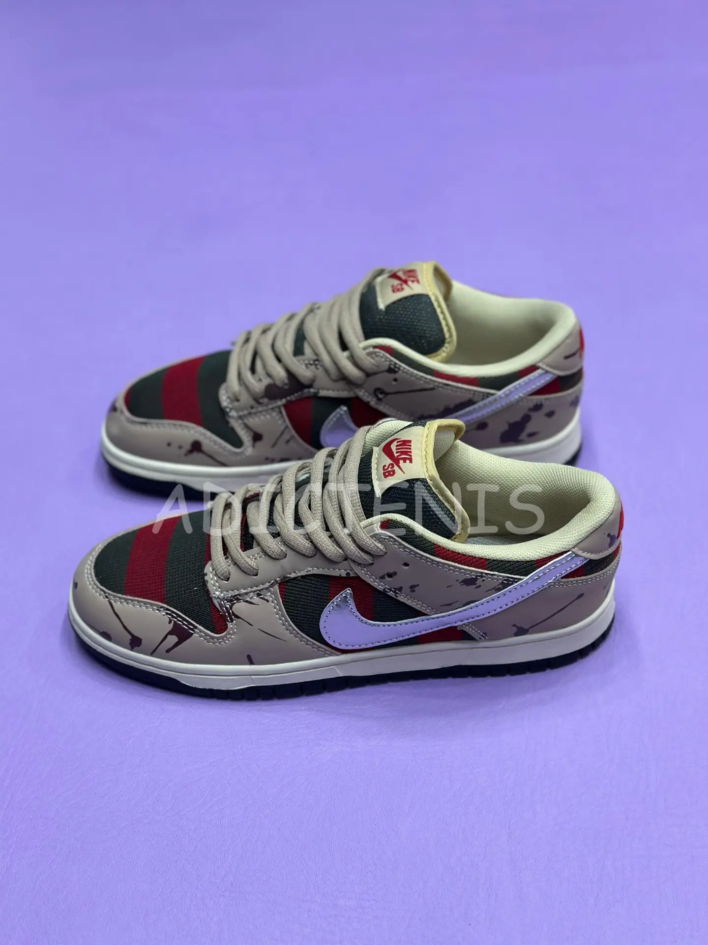 Nike SB Dunk Low Pro «Freddy Krueger» 4
