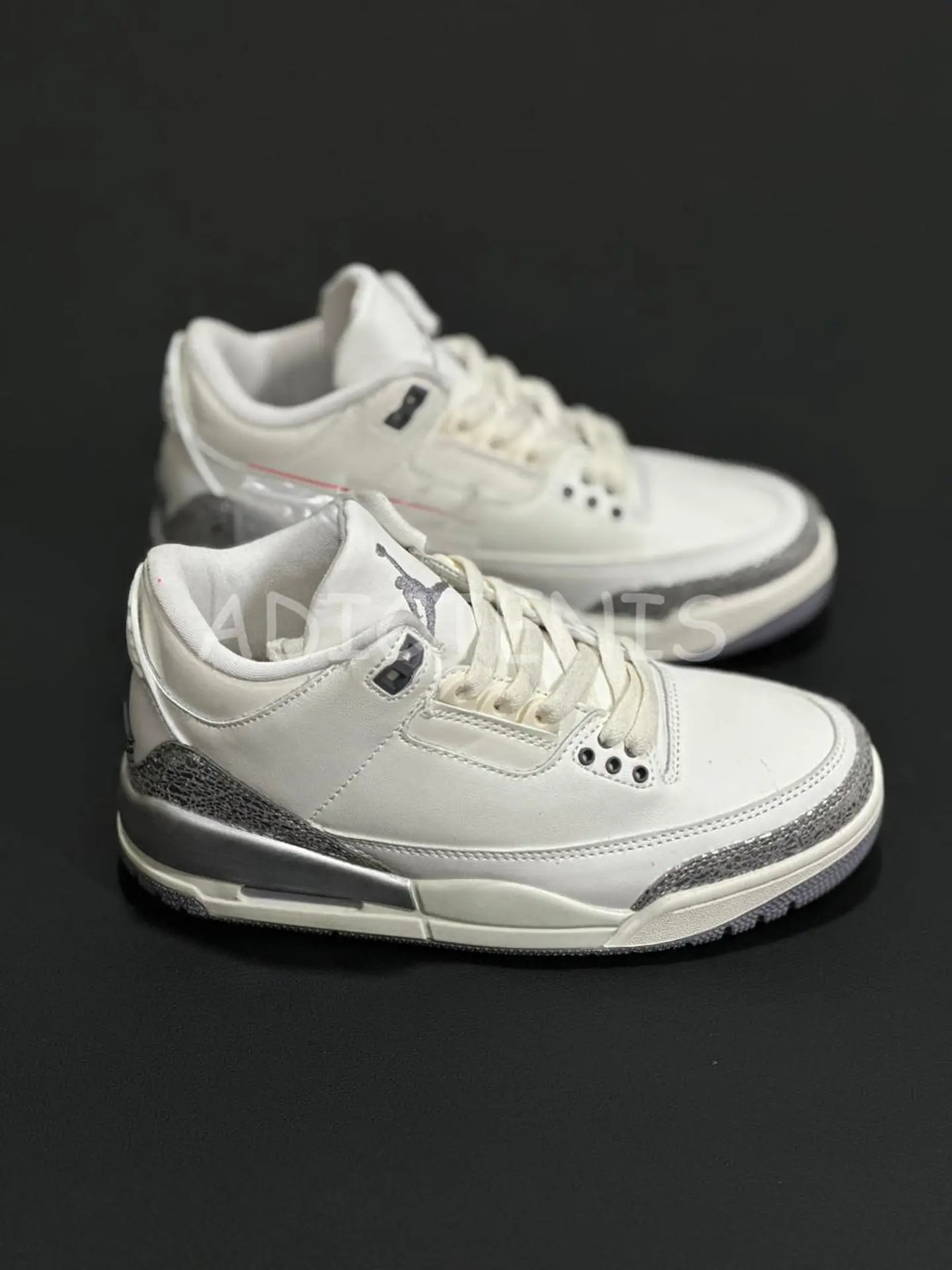 Air Jordan 3 Retro Silver 2
