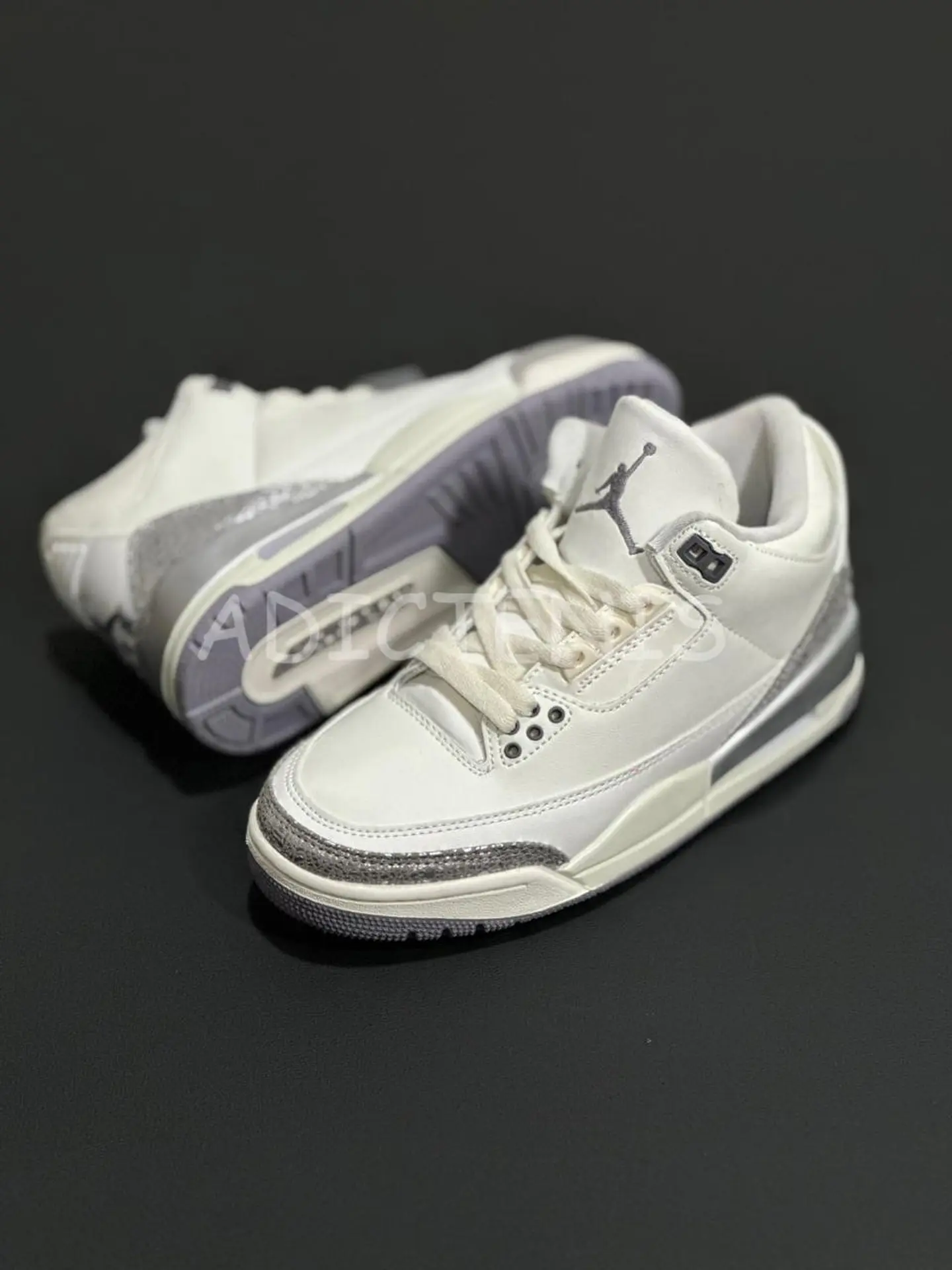 Air Jordan 3 Retro Silver 4