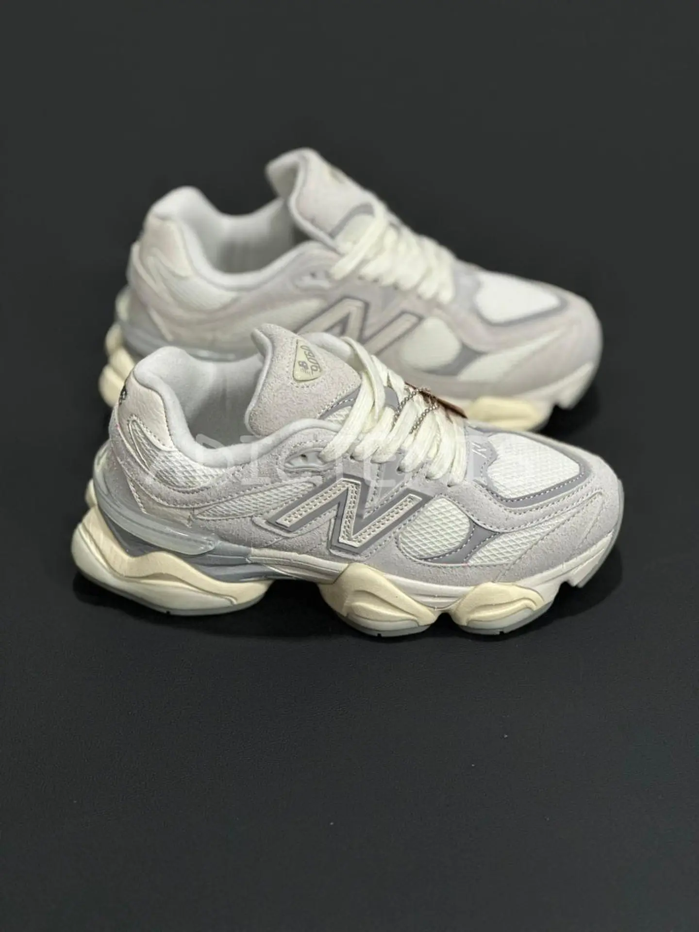 New Balance 9060 Gray/N 2