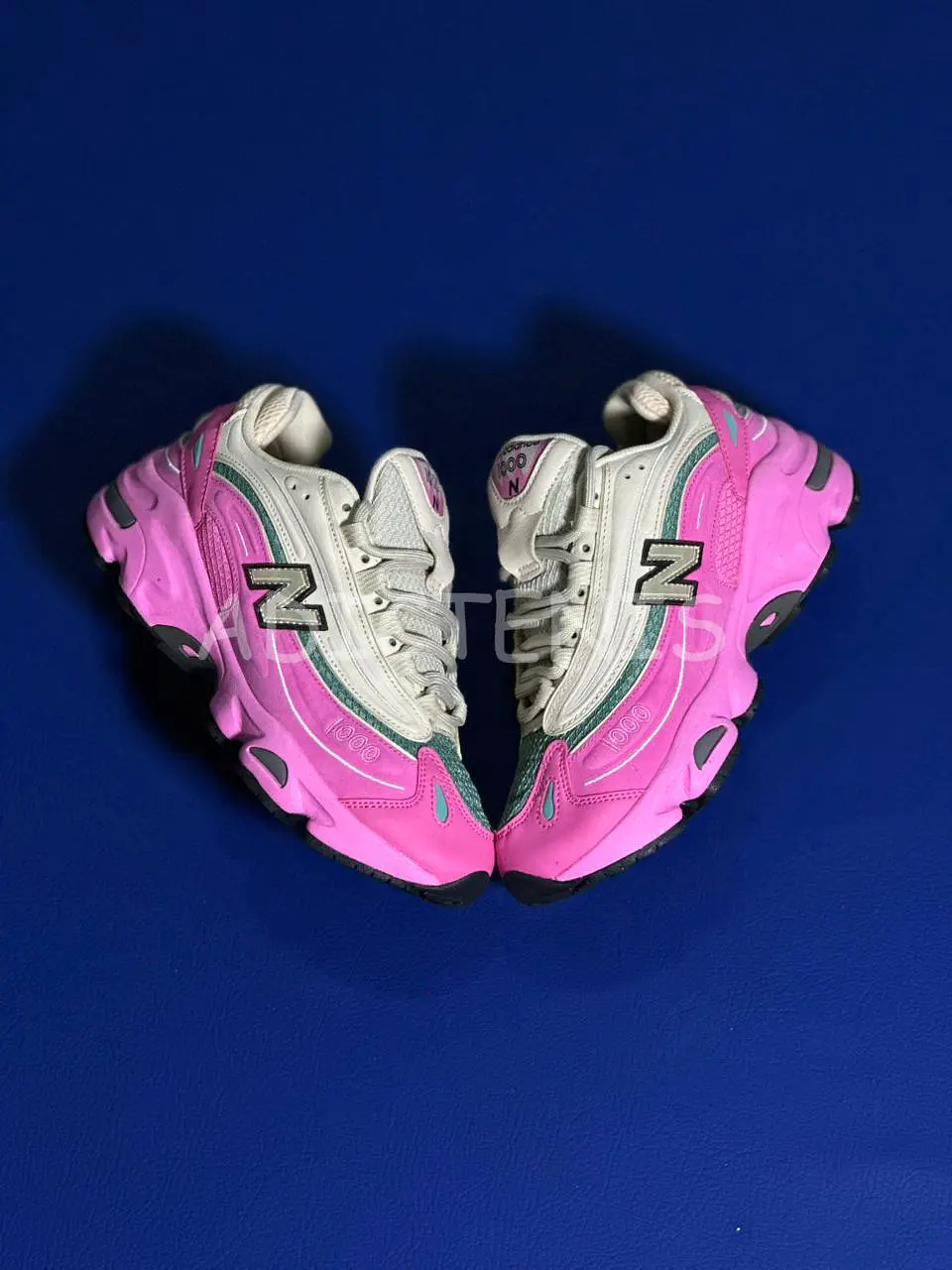 New Balance 1000 Real Pink 4
