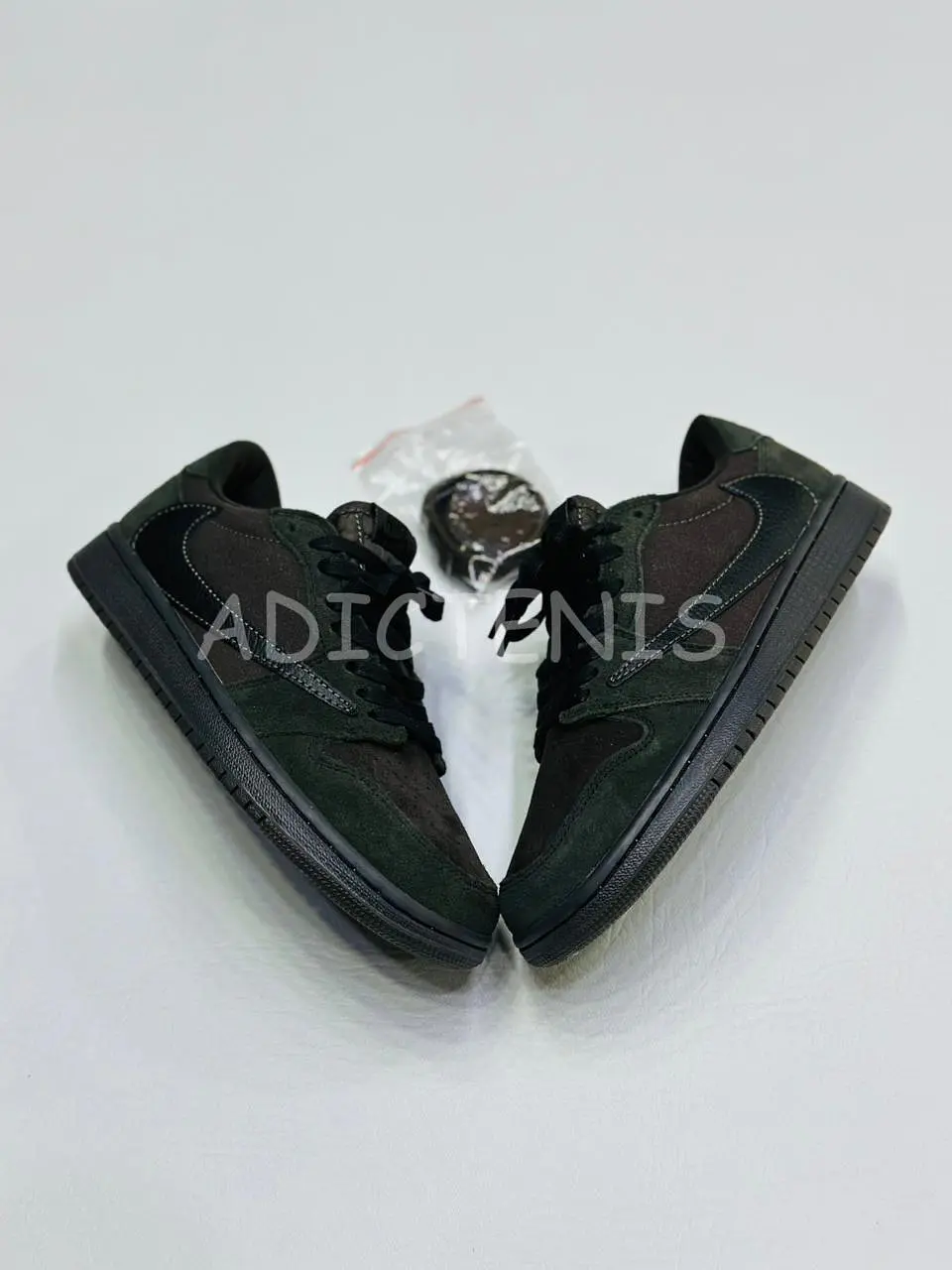 Nike Air Jordan 1 Low Travis Scott x 