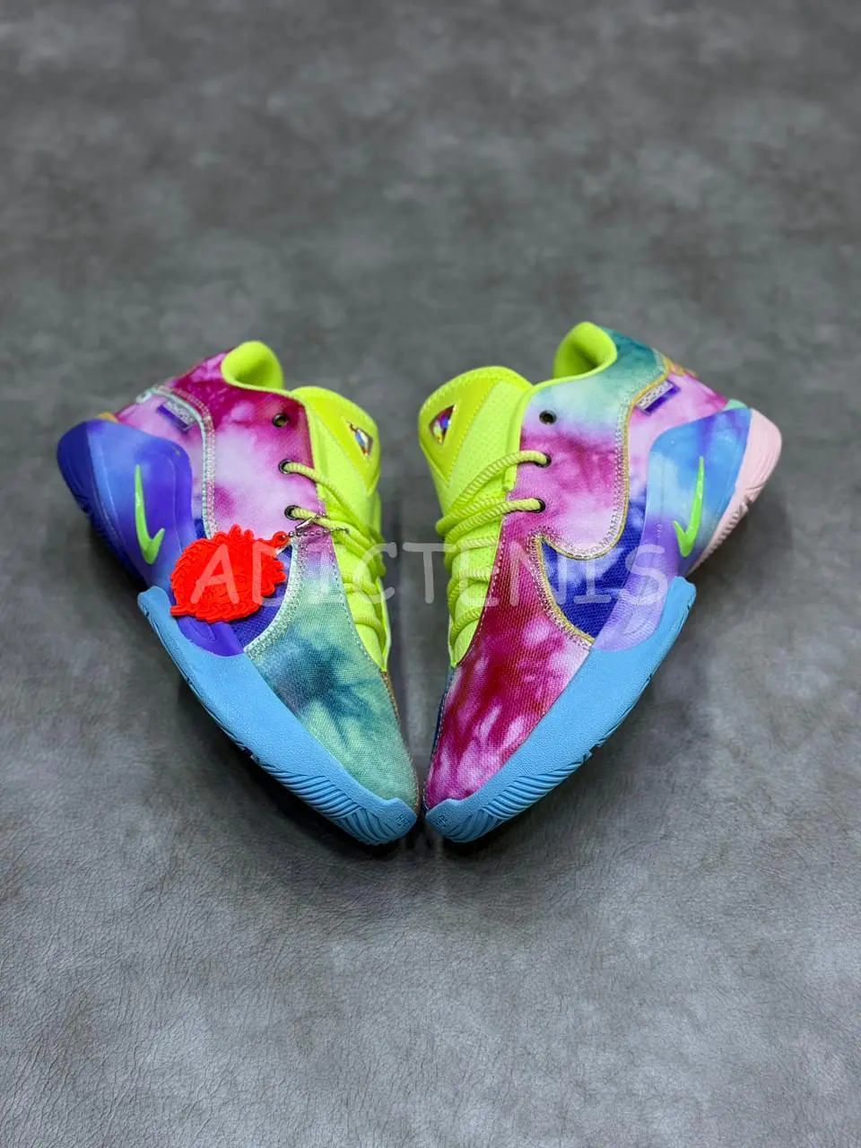 Nike Tenis LeBron XXII What The Monopoly Tie-Dye 2