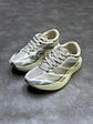 Adidas Tenis ADIZERO EVO SL ATR - Beige - Miniatura 3