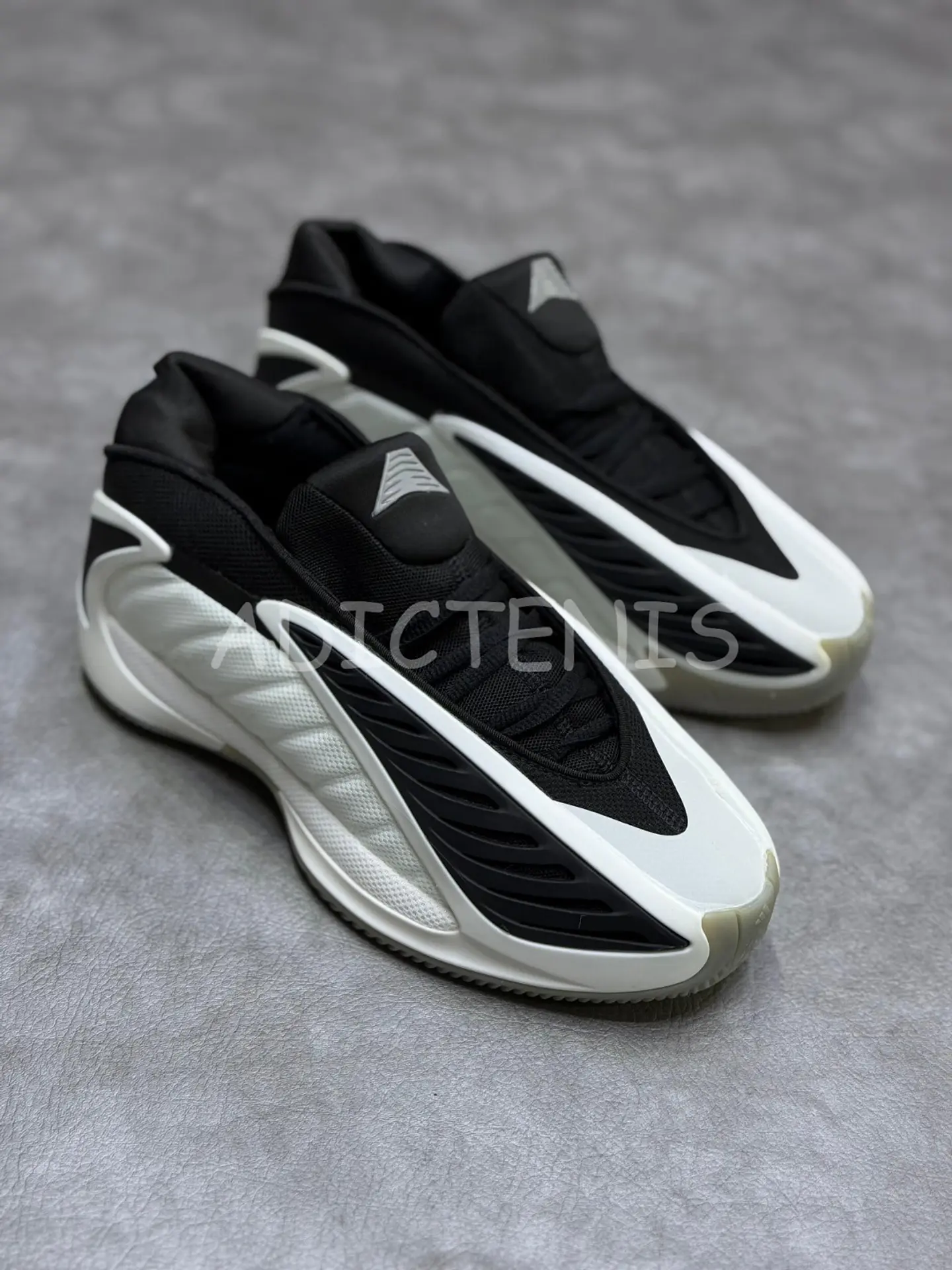 Adidas Tenis ANTHONY EDWARDS 2 1