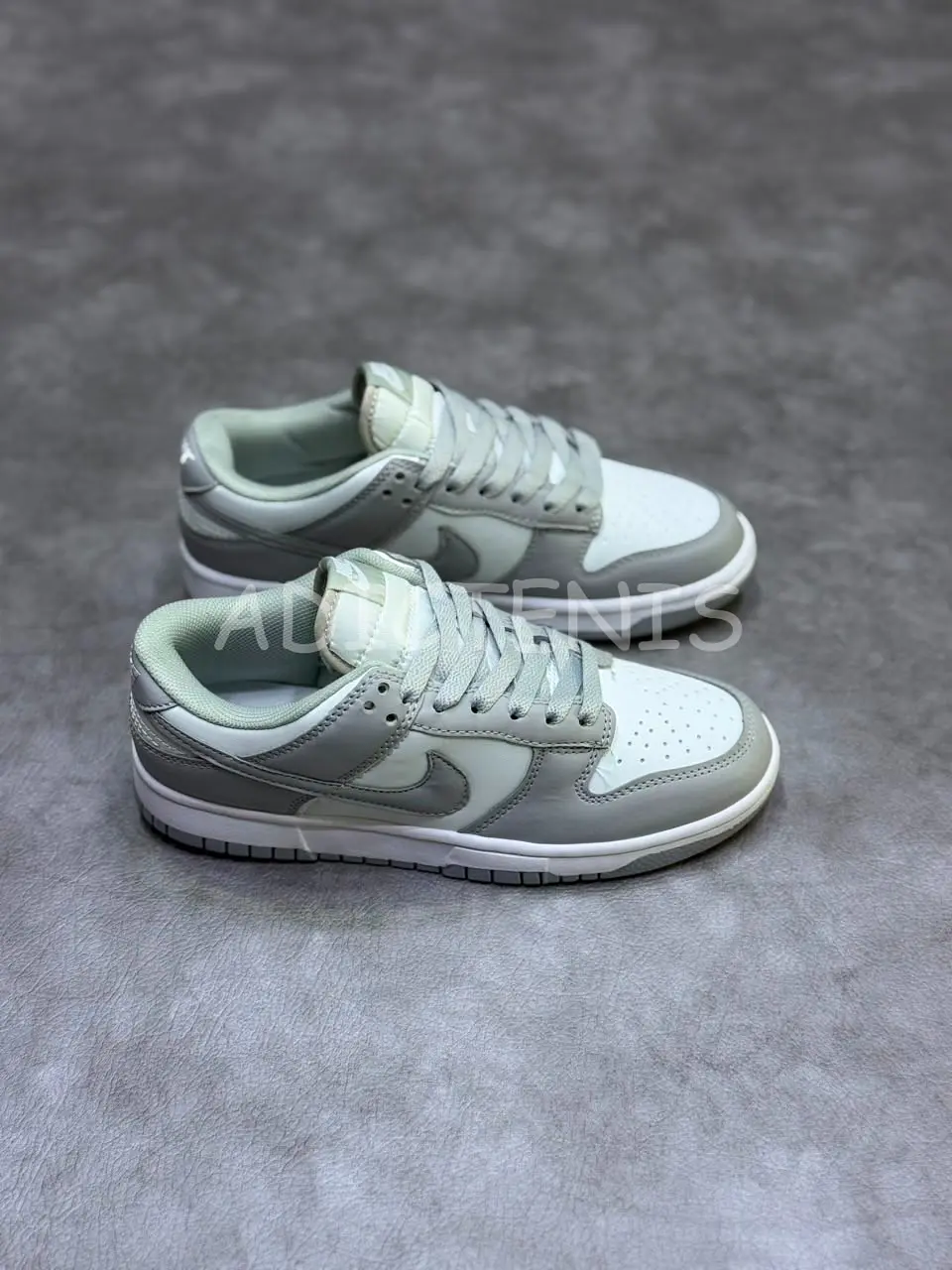 Nike SB Dunk Low Grey 3