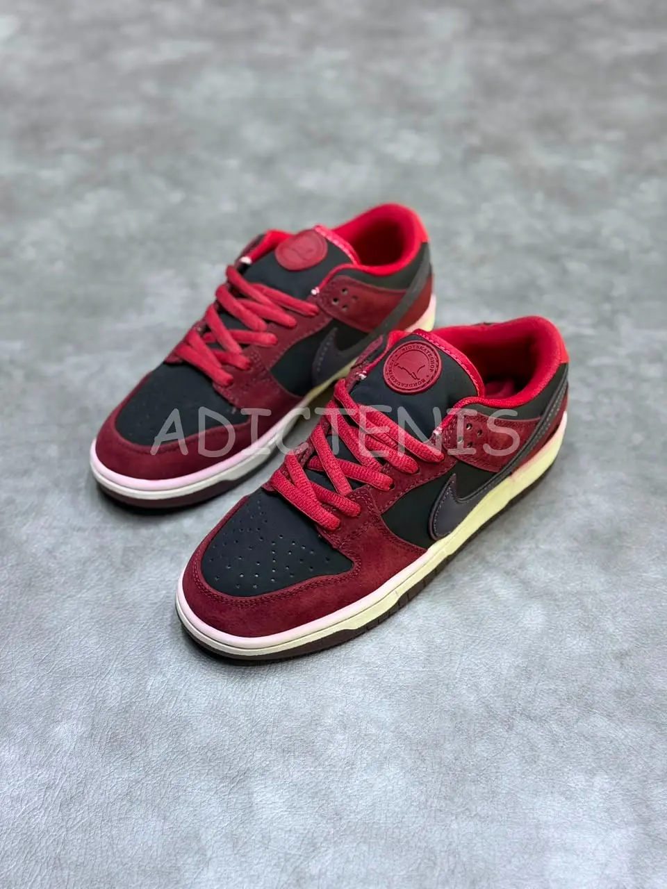 Nike SB Dunk Low Riot Skateshop 4