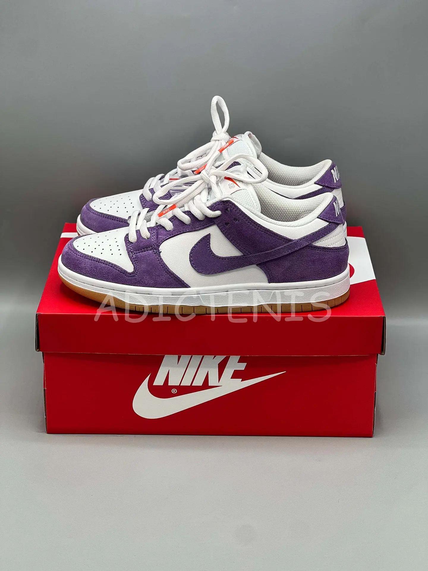 Nike SB Dunk Low Pro ISO Orange Label Court Purple 3