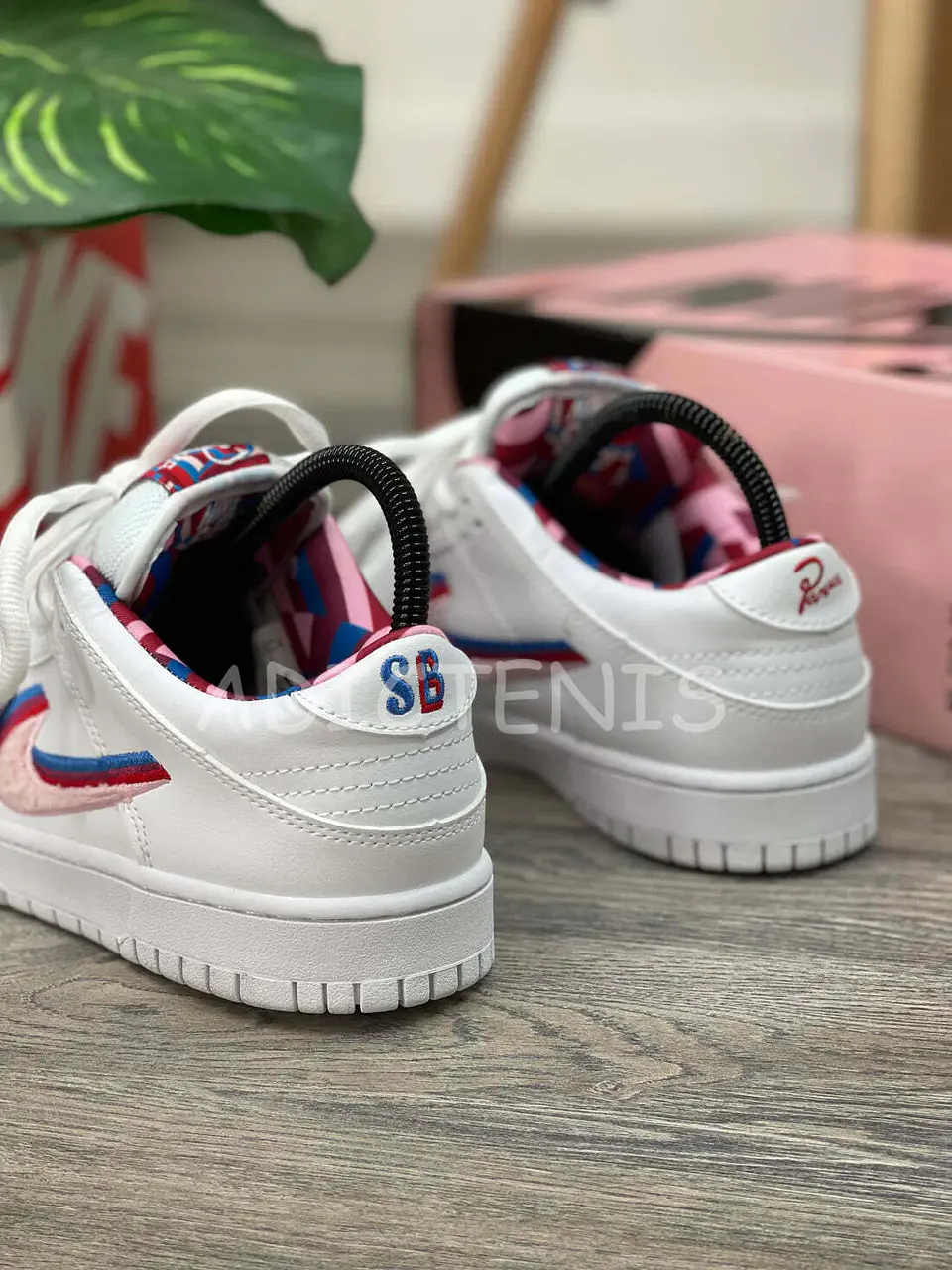 Nike SB Dunk Low 3