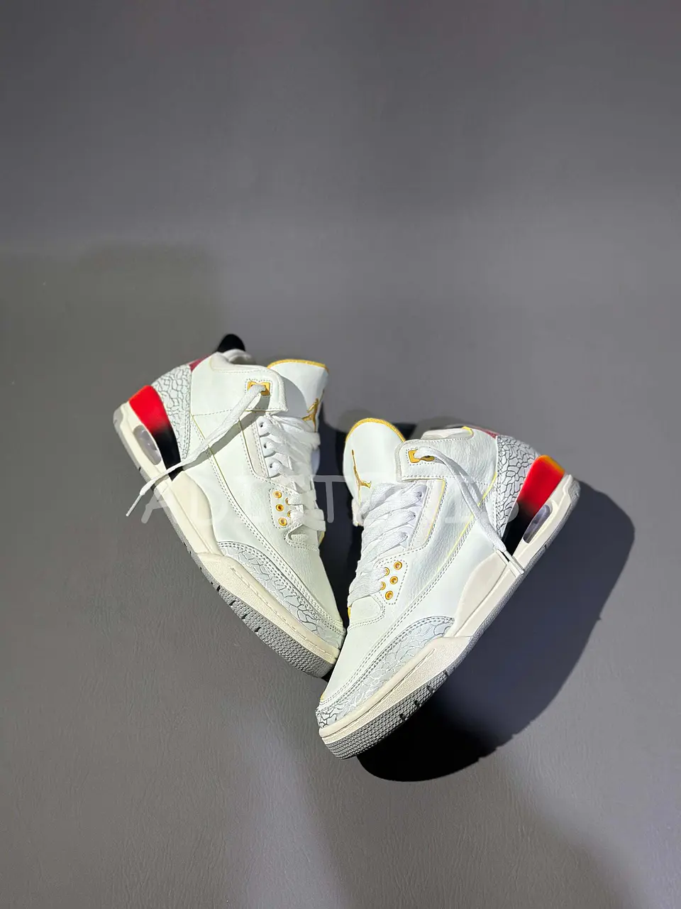 Air Jordan 3 x J Balvin 2